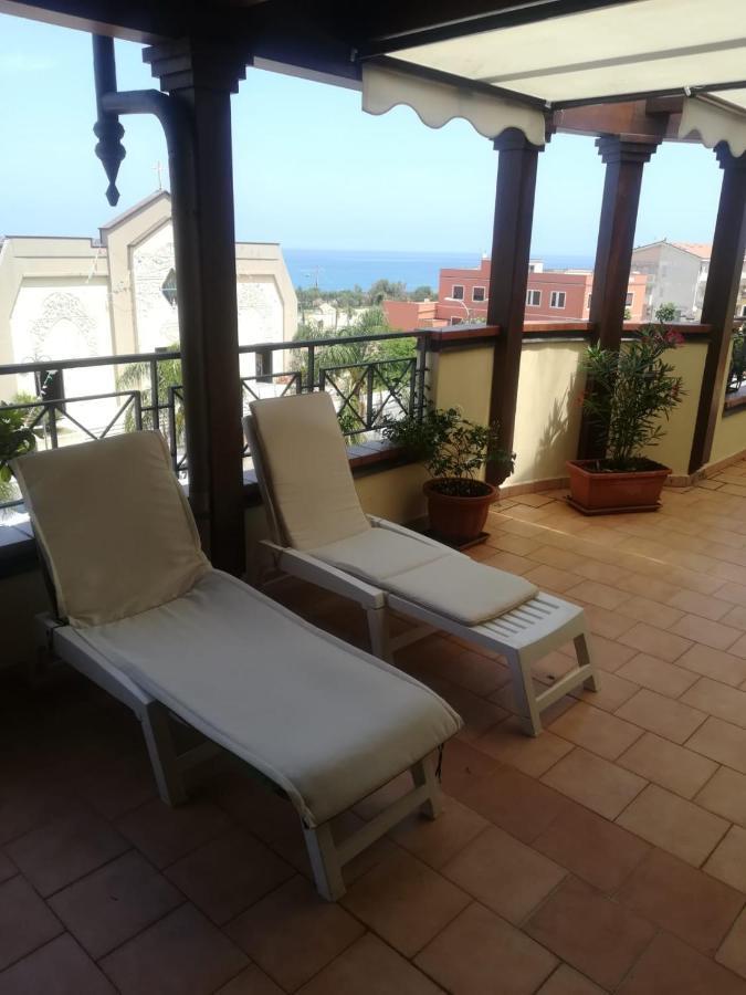 "Appartamento Del Mare Gliaca" Con Vista Isole Eolie,Ampia Terrazza,Wifi E Parcheggio Privato Gratuito Piraino Exterior foto