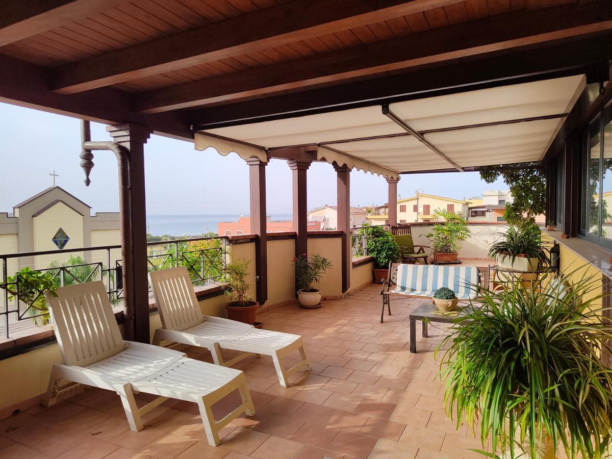 "Appartamento Del Mare Gliaca" Con Vista Isole Eolie,Ampia Terrazza,Wifi E Parcheggio Privato Gratuito Piraino Exterior foto