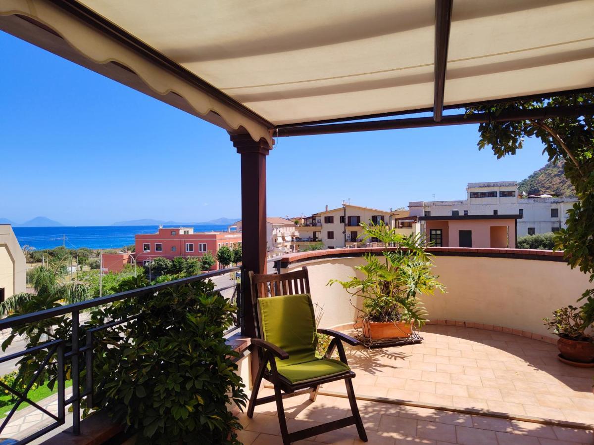 "Appartamento Del Mare Gliaca" Con Vista Isole Eolie,Ampia Terrazza,Wifi E Parcheggio Privato Gratuito Piraino Exterior foto