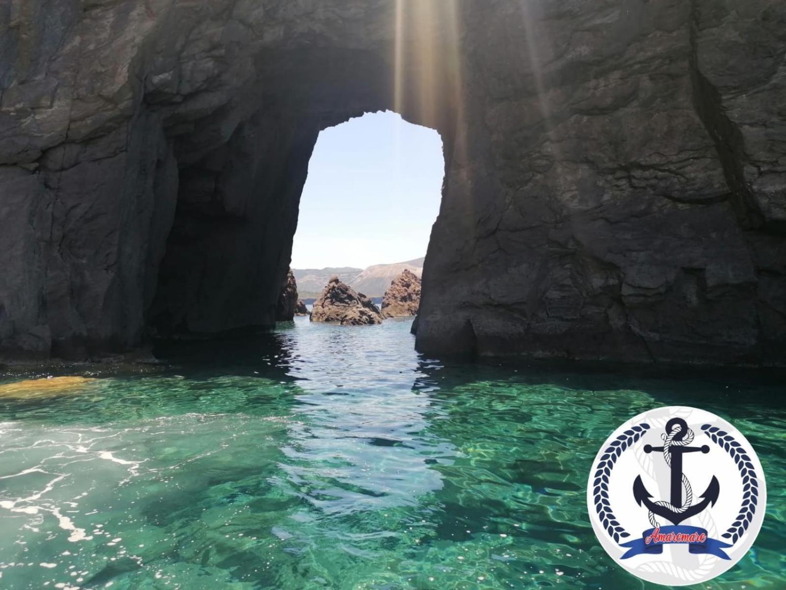 "Appartamento Del Mare Gliaca" Con Vista Isole Eolie,Ampia Terrazza,Wifi E Parcheggio Privato Gratuito Piraino Exterior foto