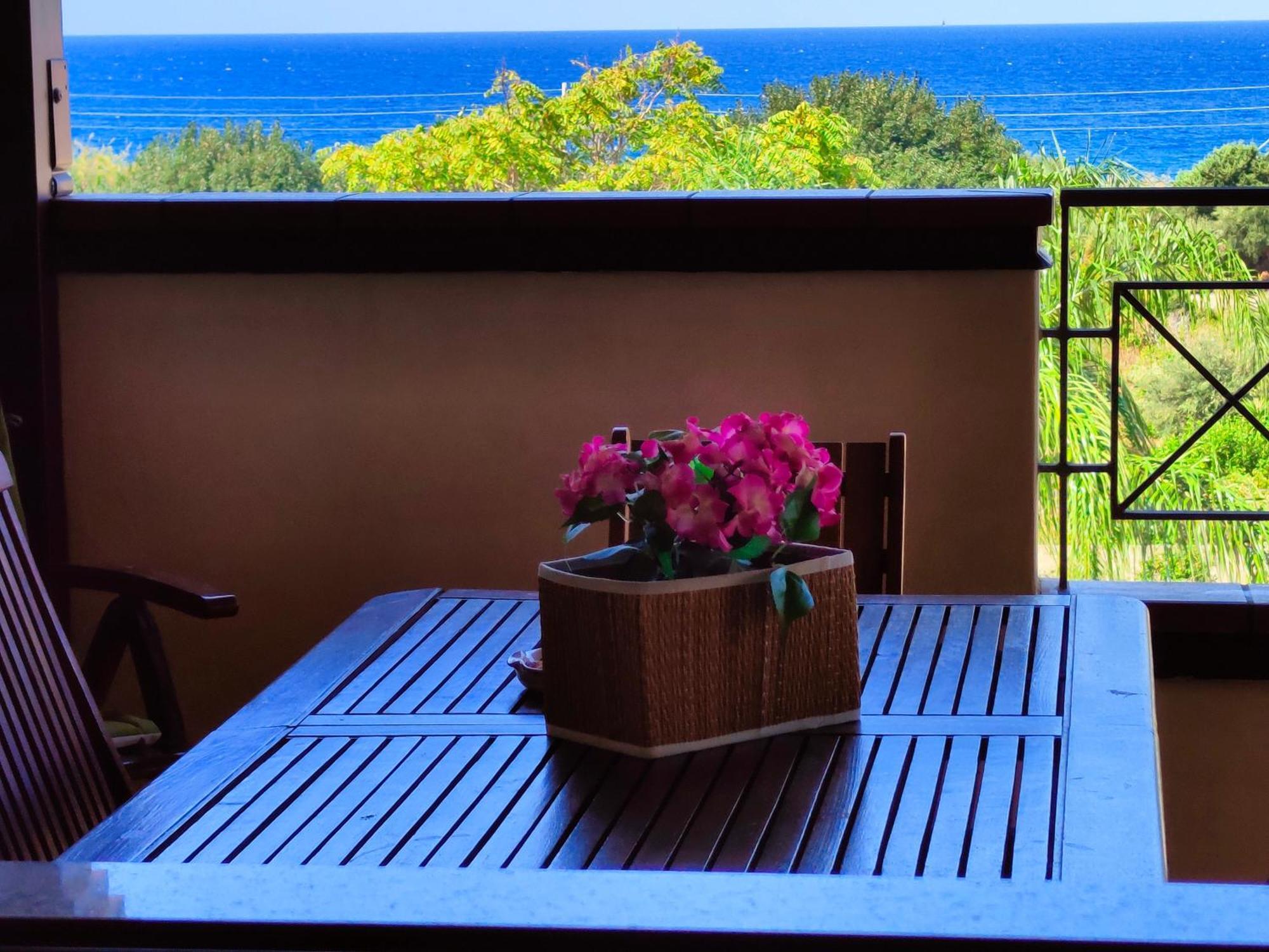 "Appartamento Del Mare Gliaca" Con Vista Isole Eolie,Ampia Terrazza,Wifi E Parcheggio Privato Gratuito Piraino Exterior foto
