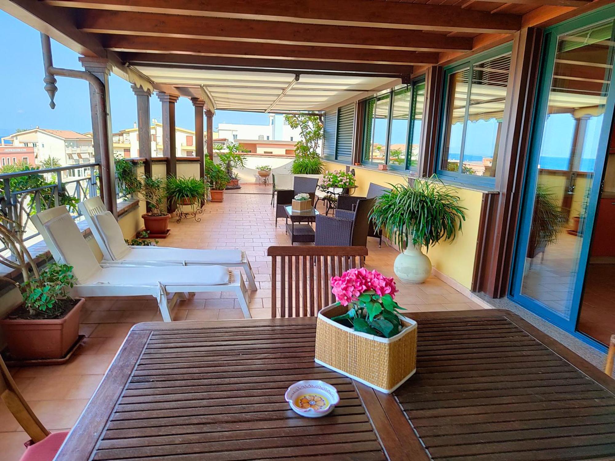 "Appartamento Del Mare Gliaca" Con Vista Isole Eolie,Ampia Terrazza,Wifi E Parcheggio Privato Gratuito Piraino Exterior foto